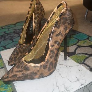 Jessica Rich Mesh Pump Size 38/8
